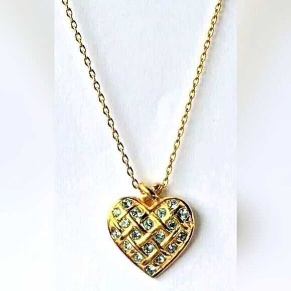 Avon Jewelry - Avon vtg Blue Bezel Gold Heart Necklace